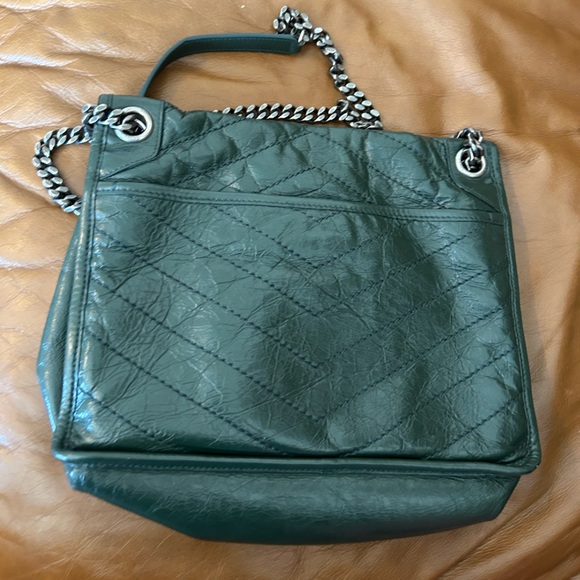 Green Niki medium YSL Plaque crinkled leather bag😮‍💨🫶🏻 - Picture 4 of 7
